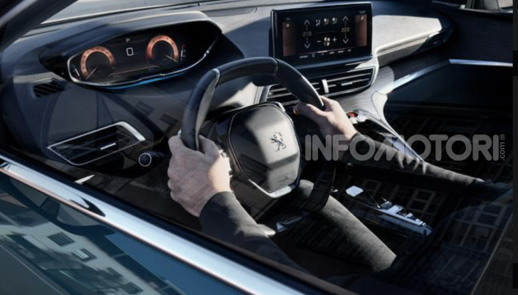 Peugeot 5008 2025: la nuova generazione arriverà entro fine anno - Foto 7 di 9