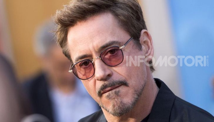 Robert Downey Jr si regala una BMW 3.0 CS del 1974 modificata a tema Iron Man - Foto 4 di 10