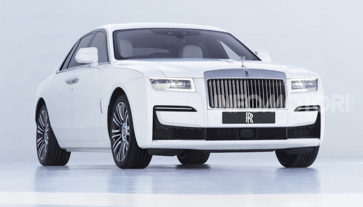 Rolls Royce Ghost: lusso e tecnologia allo stato puro - Foto 3 di 12