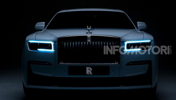 Rolls Royce Ghost: lusso e tecnologia allo stato puro - Foto 5 di 12
