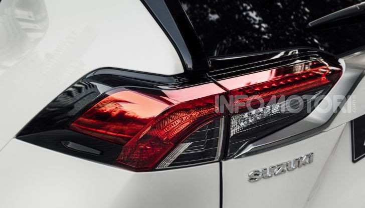 Suzuki Across: l’elettrificazione alla spina parte da 58.900 Euro - Foto 2 di 44