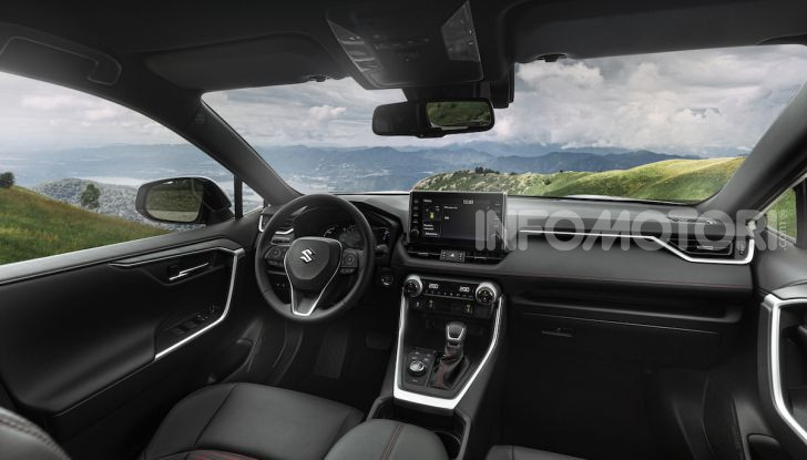 Suzuki Across: l’elettrificazione alla spina parte da 58.900 Euro - Foto 21 di 44