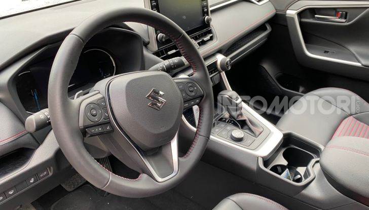 Suzuki Across: l’elettrificazione alla spina parte da 58.900 Euro - Foto 35 di 44