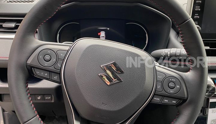 Suzuki Across: l’elettrificazione alla spina parte da 58.900 Euro - Foto 36 di 44