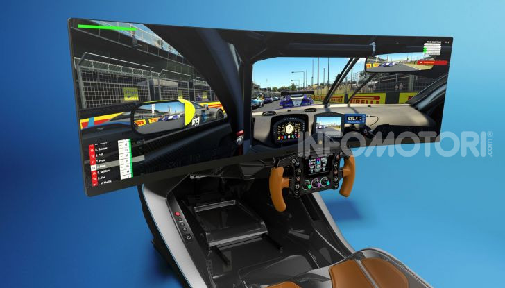 Aston Martin Valkyrie AMR-C01 simulatore