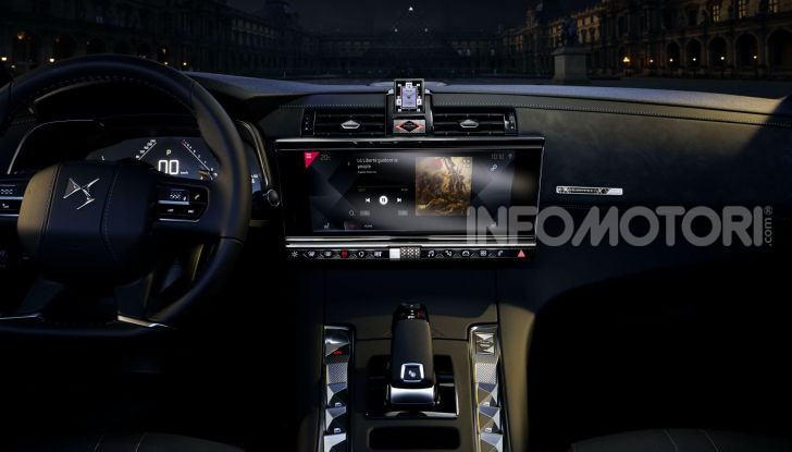 DS7 Crossback Louvre Edition