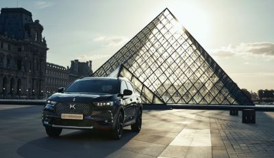 DS7 Crossback e-Tense Louvre: l’ibrido plug-in da 225 CV in edizione limitata