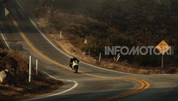 Aprilia RS 660: media cilindrata ma spirito sportivo - Foto 8 di 14