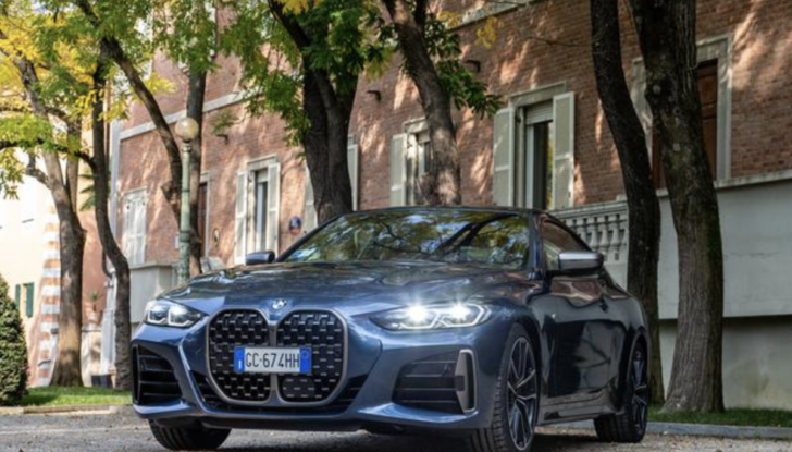 Nuova BMW Serie 4 Coupé: tecnologica e dall’indole sportiva - Foto 12 di 18