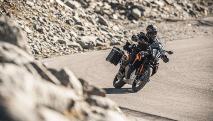 Tirolo: multe in arrivo per le moto oltre i 95 decibel di rumore - Foto 2 di 13