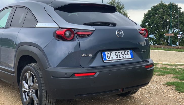 [VIDEO] Mazda MX-30, la prova consumi del SUV Elettrico - Foto 8 di 22