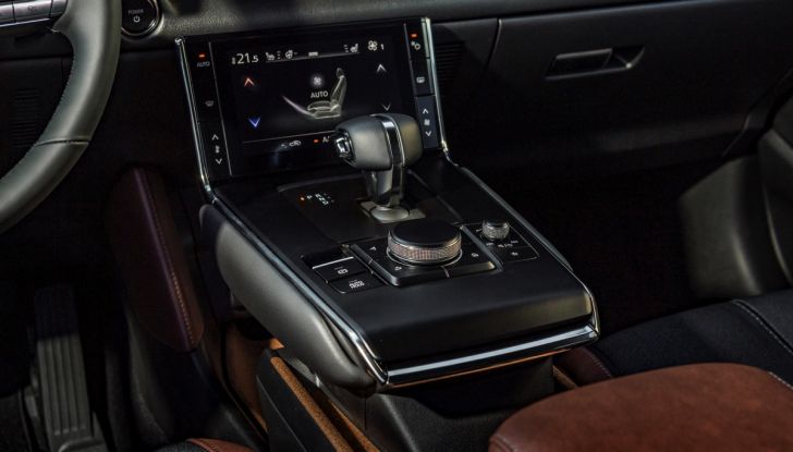 [VIDEO] Mazda MX-30, la prova consumi del SUV Elettrico - Foto 13 di 22