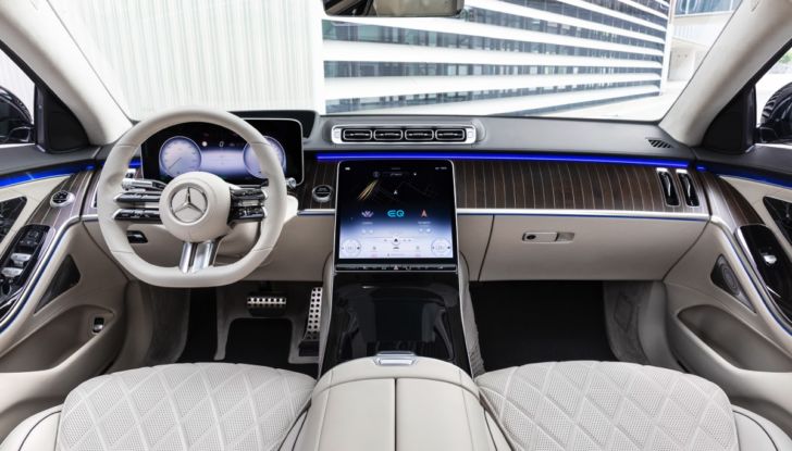 [VIDEO] Prova Mercedes Classe S 2021: come va, dotazioni e prezzi dell’ammiraglia tedesca - Foto 27 di 34