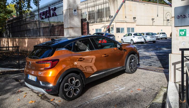 Prova Renault Captur E-Tech Plug-In Hybrid, la migliore alternativa? - Foto 6 di 27