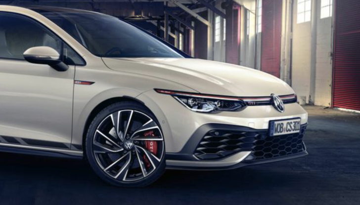 Volkswagen Golf: disponibile in Italia la GTI e la Clubsport 45 in serie limitata - Foto 8 di 15