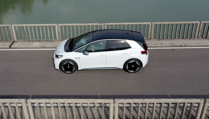 AutoAbo: con Volkswagen l’auto si prende in abbonamento - Foto 14 di 28