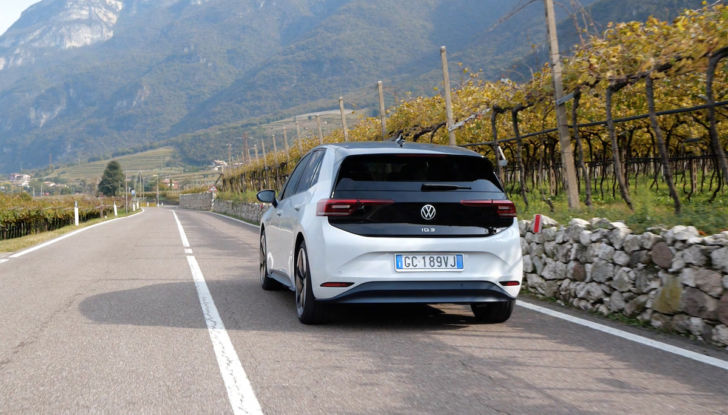 AutoAbo: con Volkswagen l’auto si prende in abbonamento - Foto 4 di 28