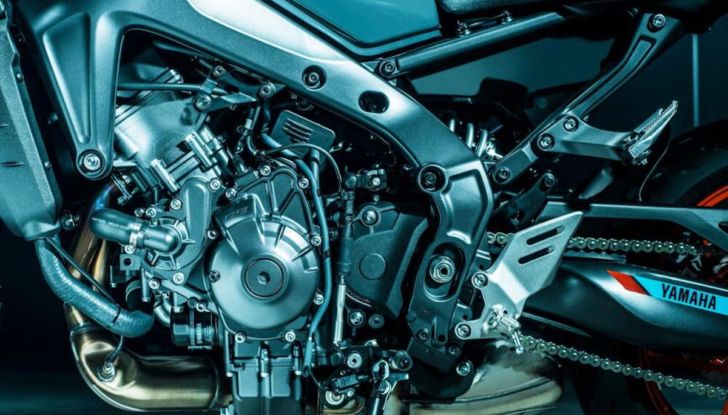 Yamaha MT-09: la hyper naked giapponese è tutta nuova - Foto 3 di 8