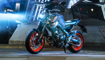 Yamaha MT-09: la hyper naked giapponese è tutta nuova