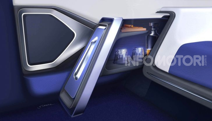 Aznom Palladium limousine