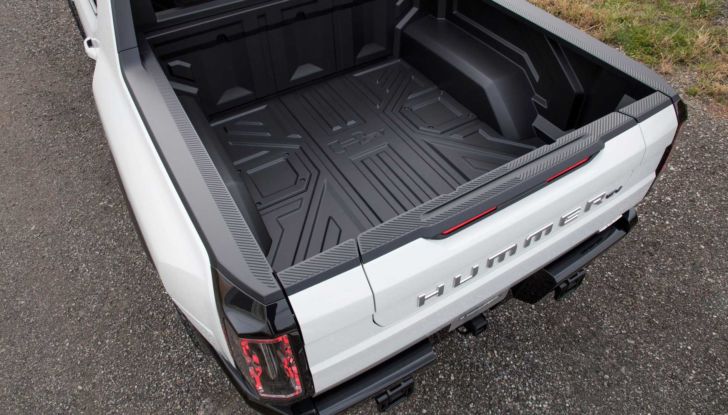 GMC Hummer EV elettrico 2022