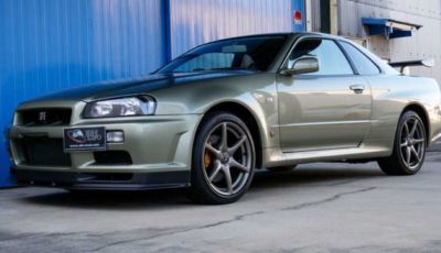 Nissan Skyline GT-R: all’asta la R34 V-Spec II Nur per il Nordschleife