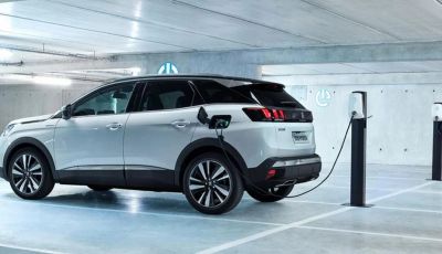 Peugeot 3008: disponibile la nuova motorizzazione Hybrid 180