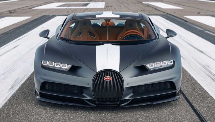 Bugatti Chiron Pur Sport contro Dassault Rafale: chi vince in accelerazione? - Foto 4 di 13
