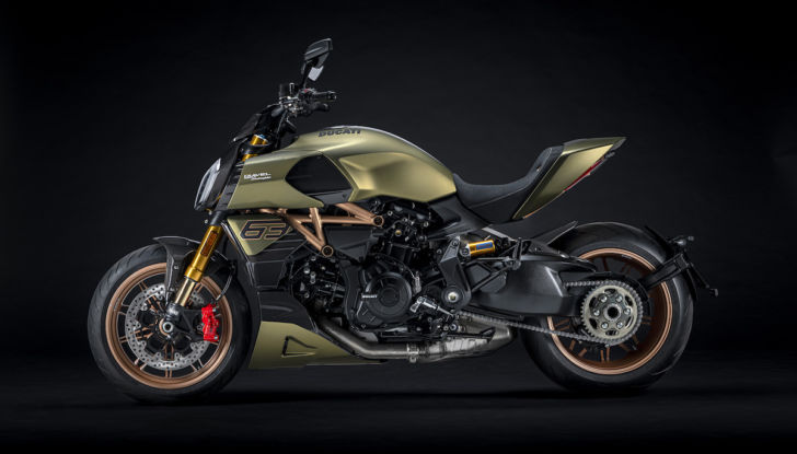 Ducati Diavel 1260 Lamborghini: dati tecnici e foto - Foto 1 di 9
