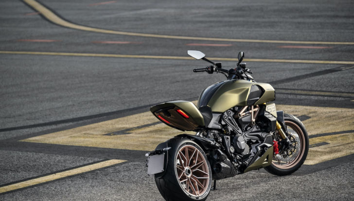 Ducati Diavel 1260 Lamborghini: dati tecnici e foto - Foto 3 di 9