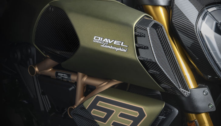 Ducati Diavel 1260 Lamborghini: dati tecnici e foto - Foto 8 di 9