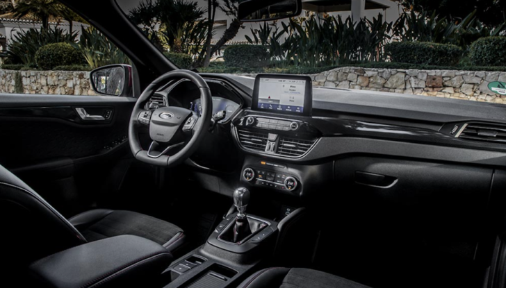 Ford Kuga: nei primi sei mesi del 2021 è la Plug-in Hybrid più venduta in Europa - Foto 4 di 13