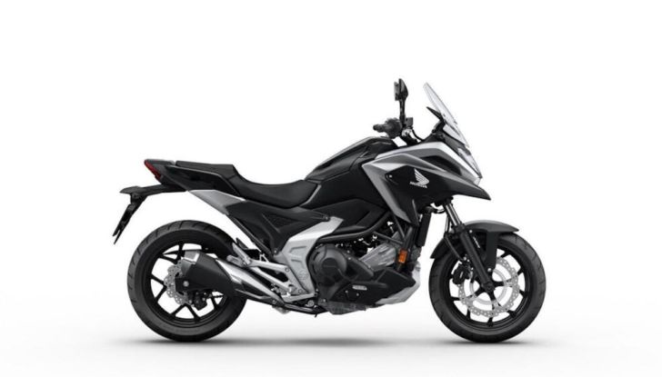 Honda NC 750X: tutte le novità della versione 2021 - Foto 3 di 11