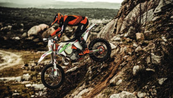 KTM: la promozione Zero Gravity nuova linfa per la gamma offroad 2021 - Foto 8 di 10