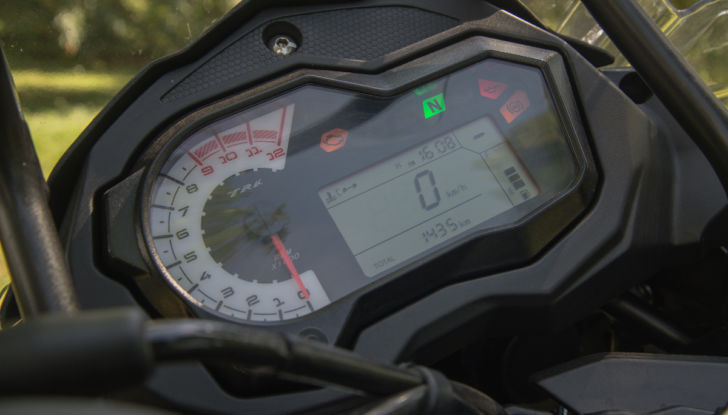 Prova Benelli TRK 502 X: tanta sostanza a un prezzo abbordabile - Foto 11 di 29