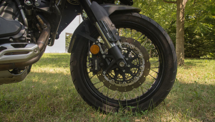 Prova Benelli TRK 502 X: tanta sostanza a un prezzo abbordabile - Foto 12 di 29