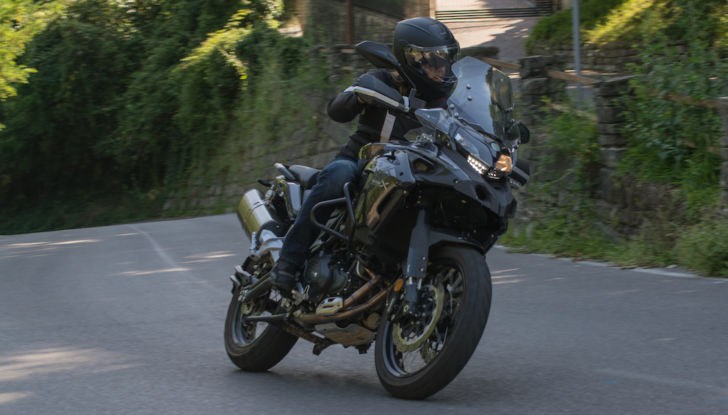 Prova Benelli TRK 502 X: tanta sostanza a un prezzo abbordabile - Foto 29 di 29