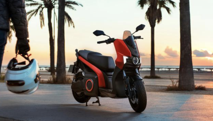 Seat MÓ eScooter 125: la casa spagnola si lancia sulle due ruote green - Foto 12 di 18