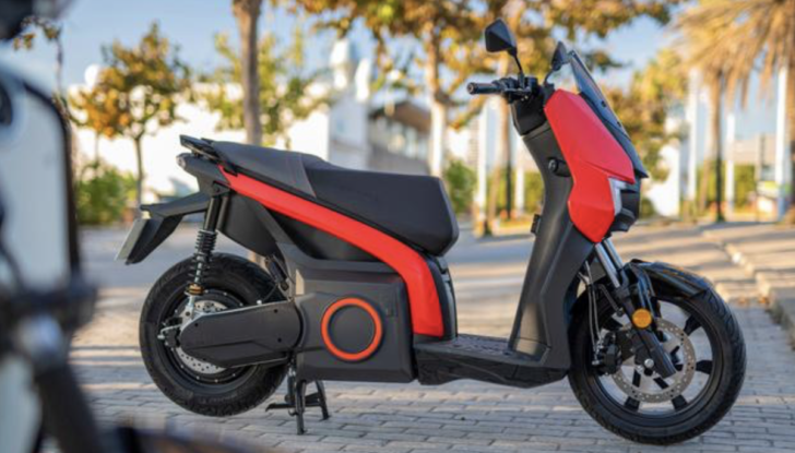 Seat MÓ eScooter 125: la casa spagnola si lancia sulle due ruote green - Foto 18 di 18