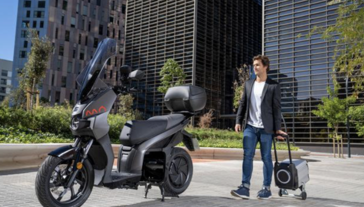 Seat MÓ eScooter 125: la casa spagnola si lancia sulle due ruote green - Foto 5 di 18