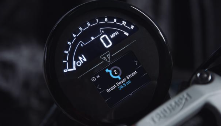 Triumph Trident 660: la roadster inglese scalda il motore - Foto 4 di 17