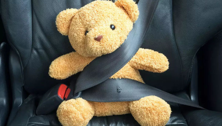 Cinture sicurezza posteriori obbligatorie 2020