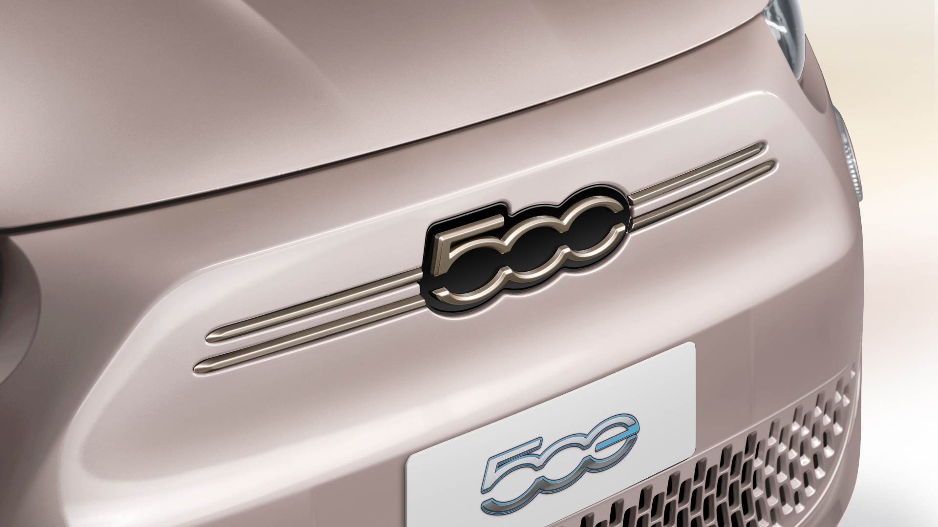 Novità auto  Nuova Fiat 500L: gli accessori Mopar