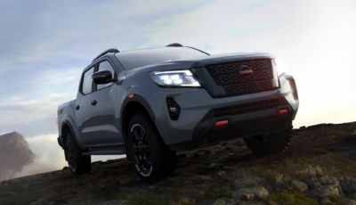 Nissan Navara 2021: restyling a 360° per il pick-up giapponese