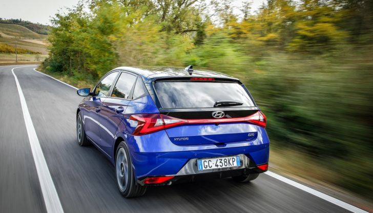 Nuova Hyundai i20 Hybrid 2020