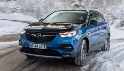 Opel Grandland X 2021: in full electric l’autonomia è di 59 km