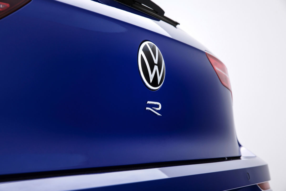 Volkswagen Golf 8 R 21 Tutto Pronto Per Il Debutto Mondiale Infomotori