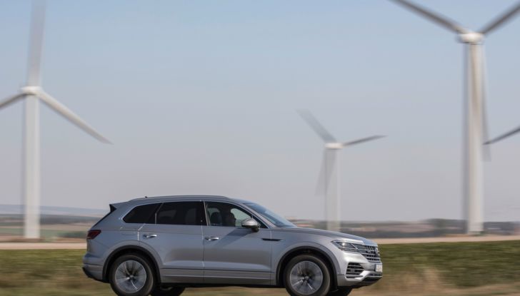 Volkswagen Touareg eHybrid Touareg R 2021