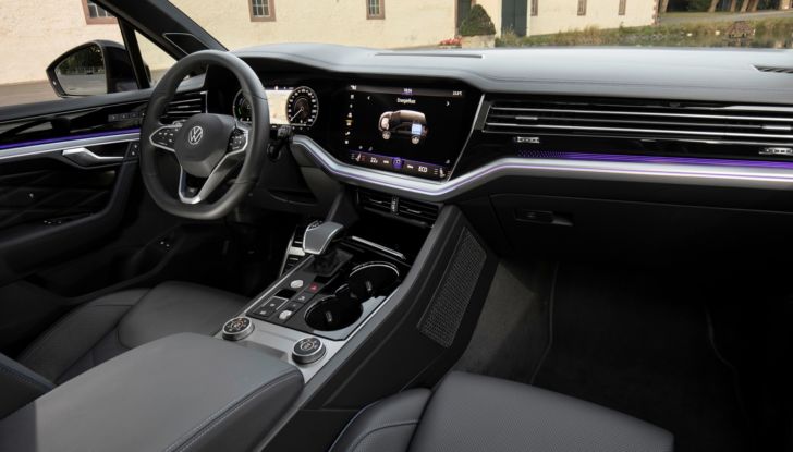 Volkswagen Touareg eHybrid Touareg R 2021