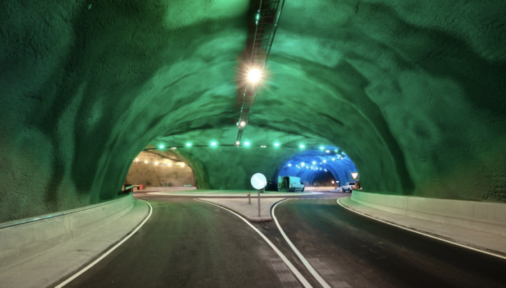 Eysturoy: il tunnel da sogno made in Danimarca - Foto 6 di 6